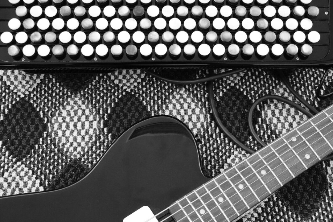 a few minutes to silence